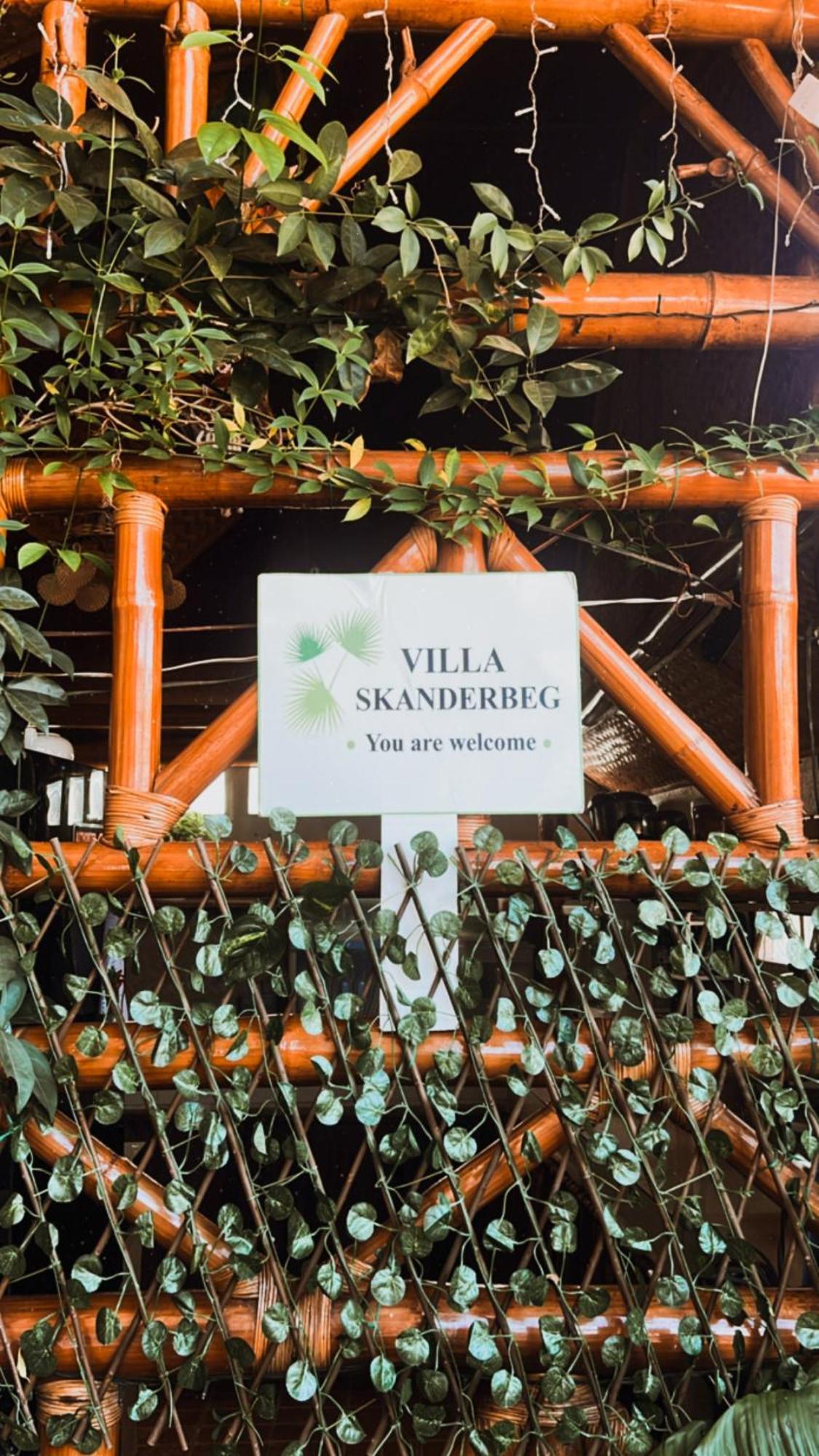 Villa Skanderbeg Guest House Puerto Princesa Exterior foto