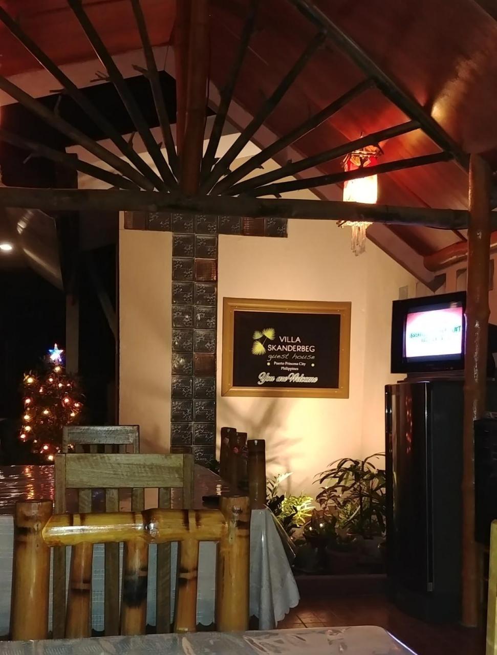 Villa Skanderbeg Guest House Puerto Princesa Exterior foto